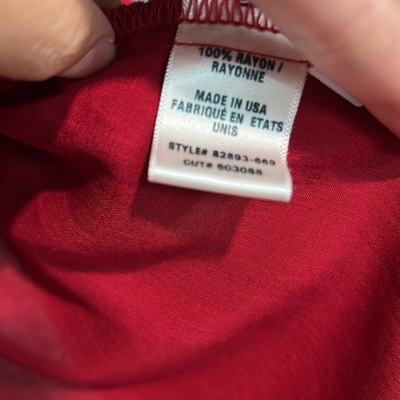 Bella Dahl red blouse. - Picture 7 of 8